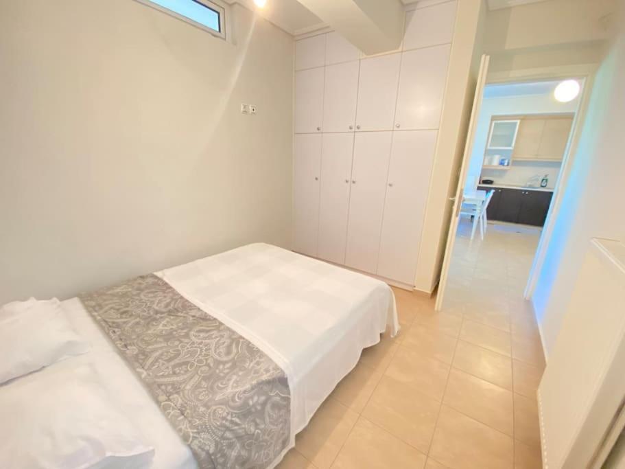 Cozy 2 Room Apartment With Garden Near Athens Air-Port Artemida  Esterno foto