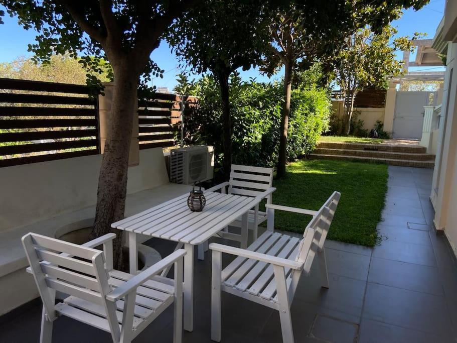 Cozy 2 Room Apartment With Garden Near Athens Air-Port Artemida  Esterno foto